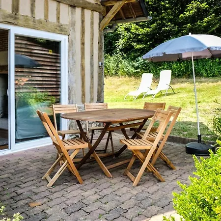 Villa Domaine Les Chillards à Fauguernon Extérieur photo